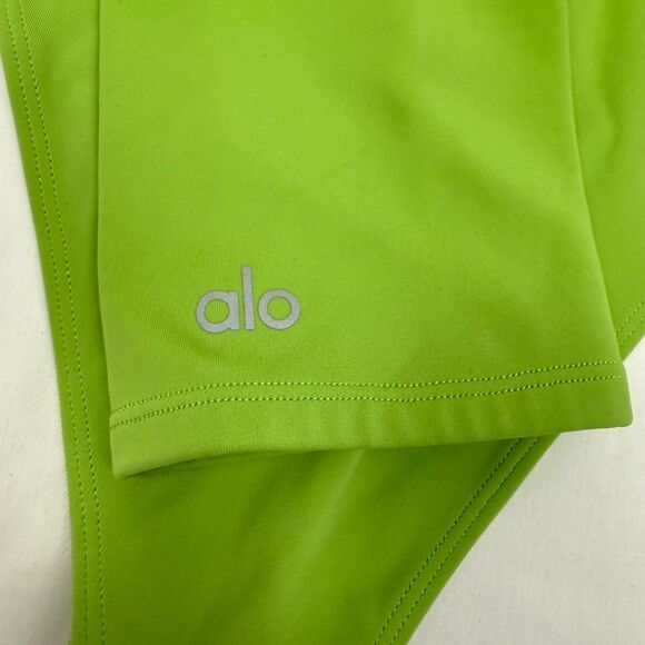 ALO Yoga Body Wave One-Piece Bodysuit Monokini XS Green Apple Cutout EUC B50 - Picture 4 of 6